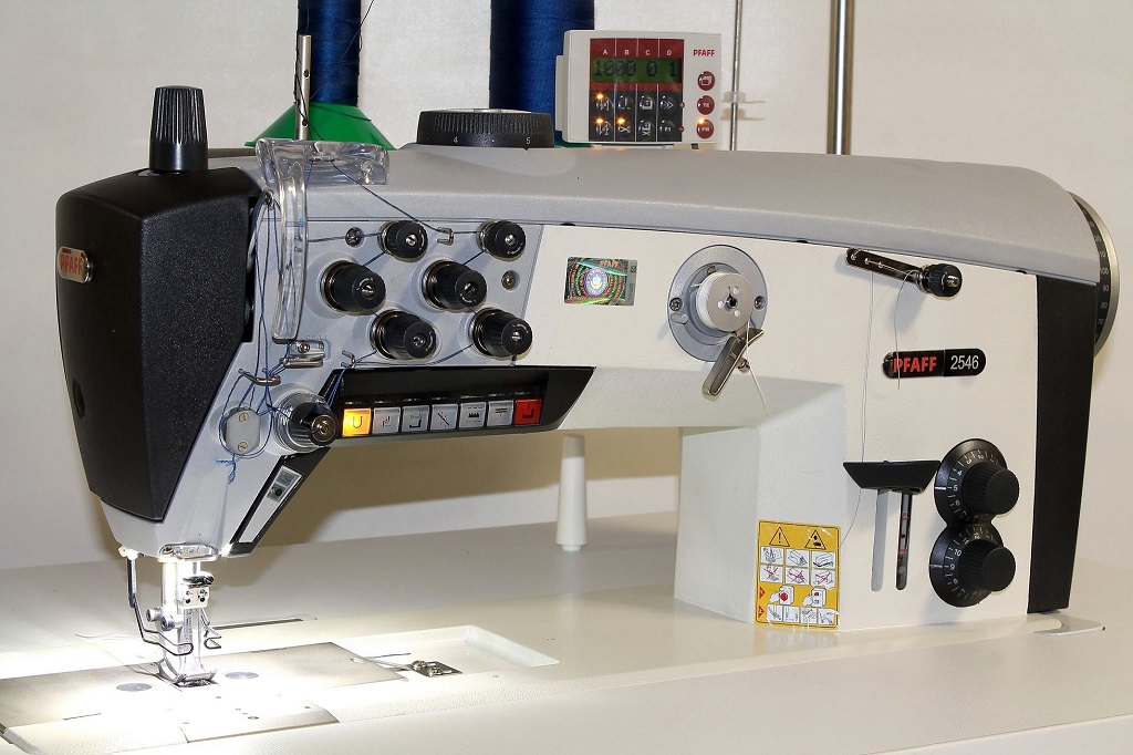 máquina de coser mecánica o electrónica